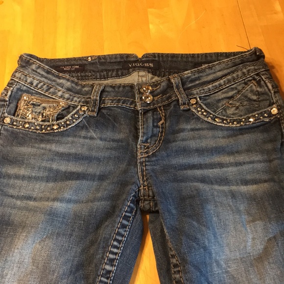 Jeans - Picture 2 of 3